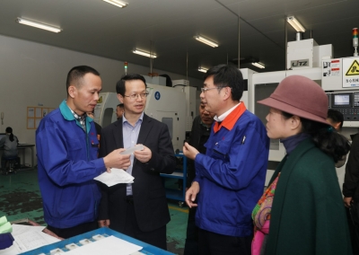 2018年11月28日，浙江省總工會副主席徐前一行天通考察構建勞動關系和諧企業復評工作